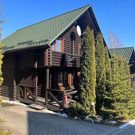 Chalet Flery Aparthotel Мигово Екстериор снимка