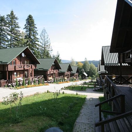 Chalet Flery Aparthotel Мигово Екстериор снимка
