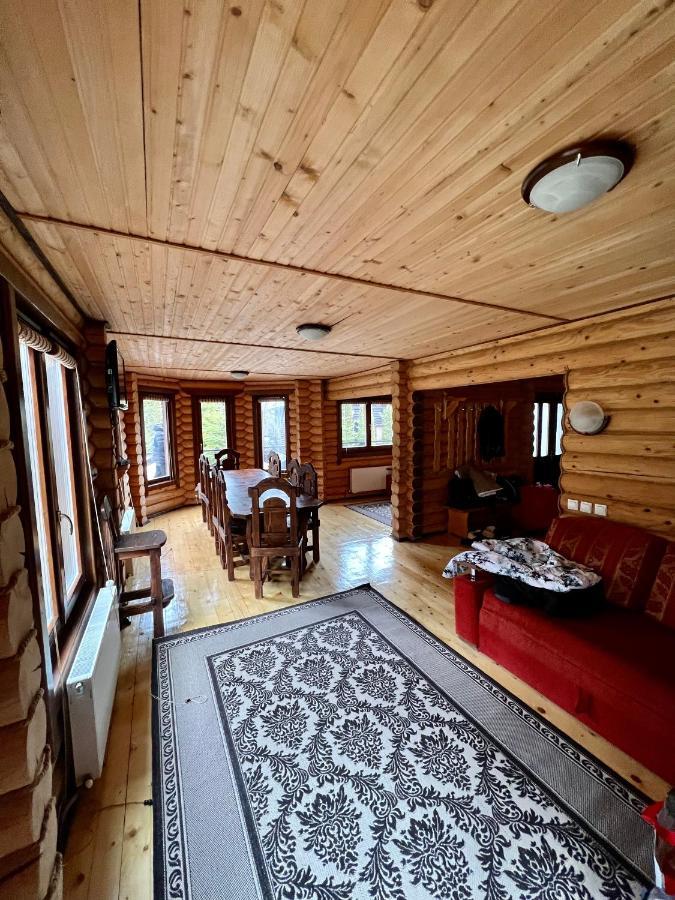 Chalet Flery Aparthotel Мигово Екстериор снимка
